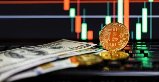 破局与新生：比特币、黄金和美元的避险进化论