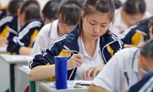 初中化学：溶解度曲线及溶解度表分析