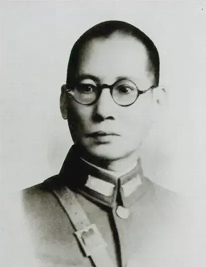 “云南王”龙云为何能葬入八宝山？他的抗战功绩令人敬佩