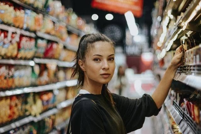 你的女人总问你要钱，其实原因在你，不在她