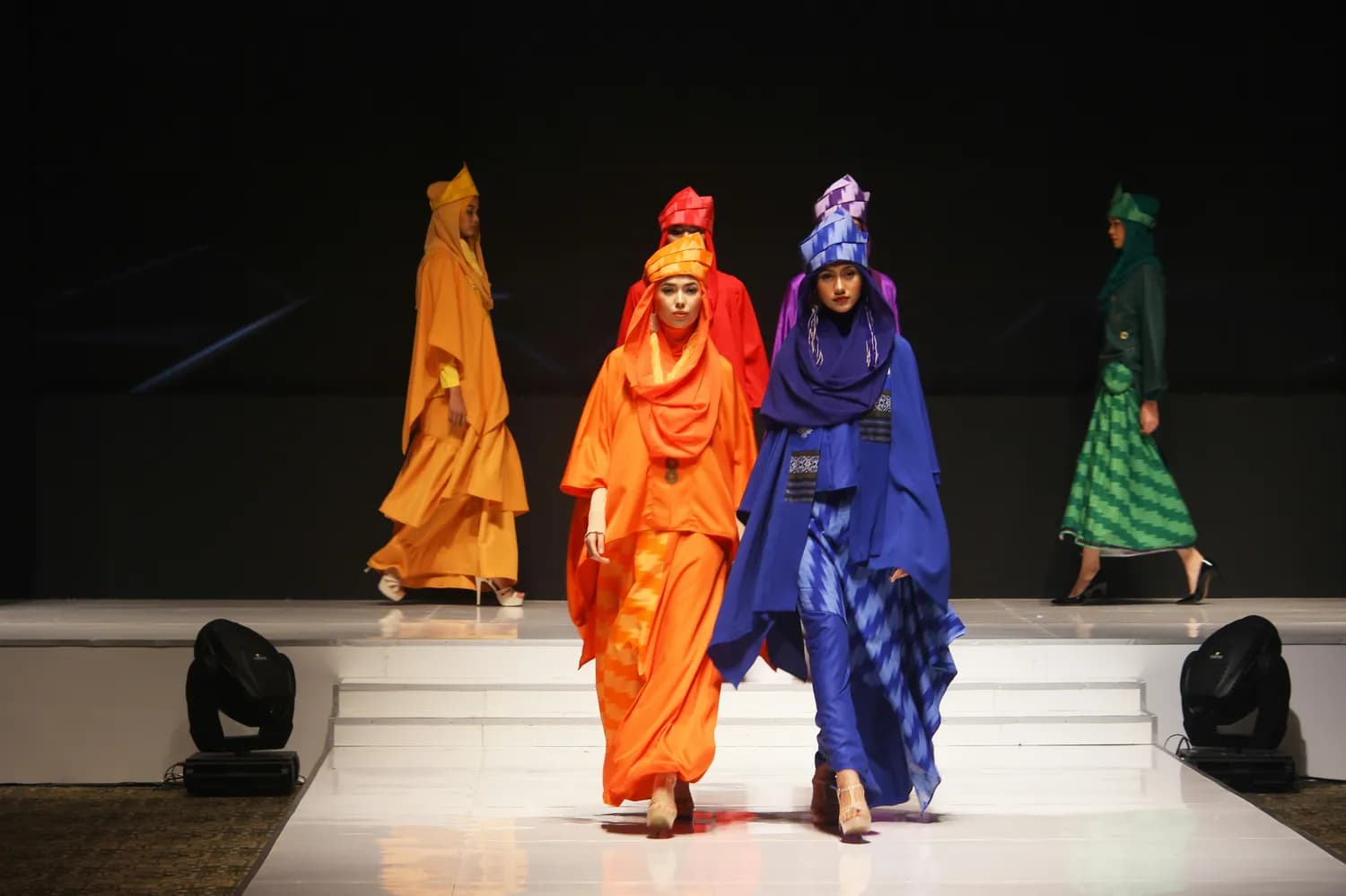 「雅丹风」引爆秋冬服饰市场！六大风格趋势解析