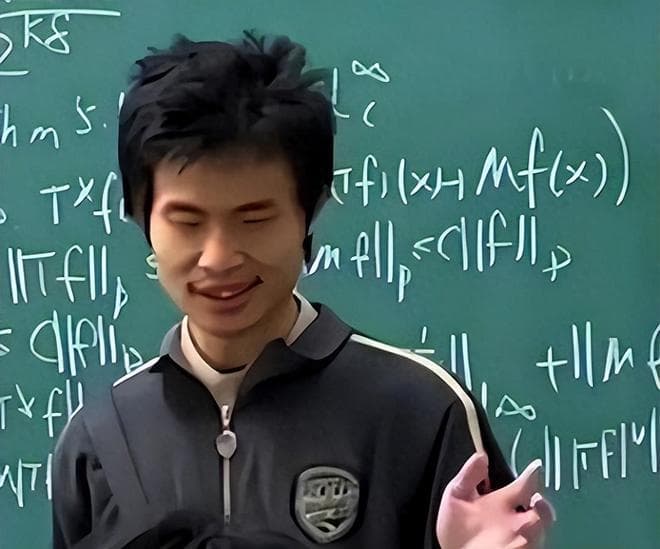 姜萍咋面对争议？17岁国际赛满分夺金的韦东奕，能给的启示有很多