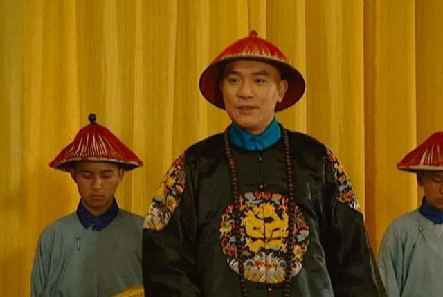 八阿哥胤禩痛失皇位，虽是他个人悲剧，但却是整个王朝的“幸运”