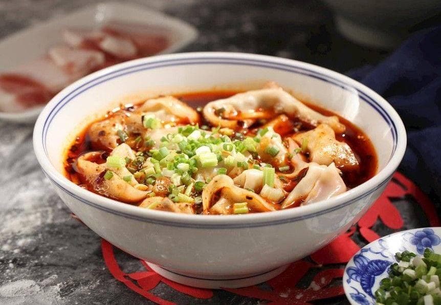龙抄手：成都传统小吃的经典之作