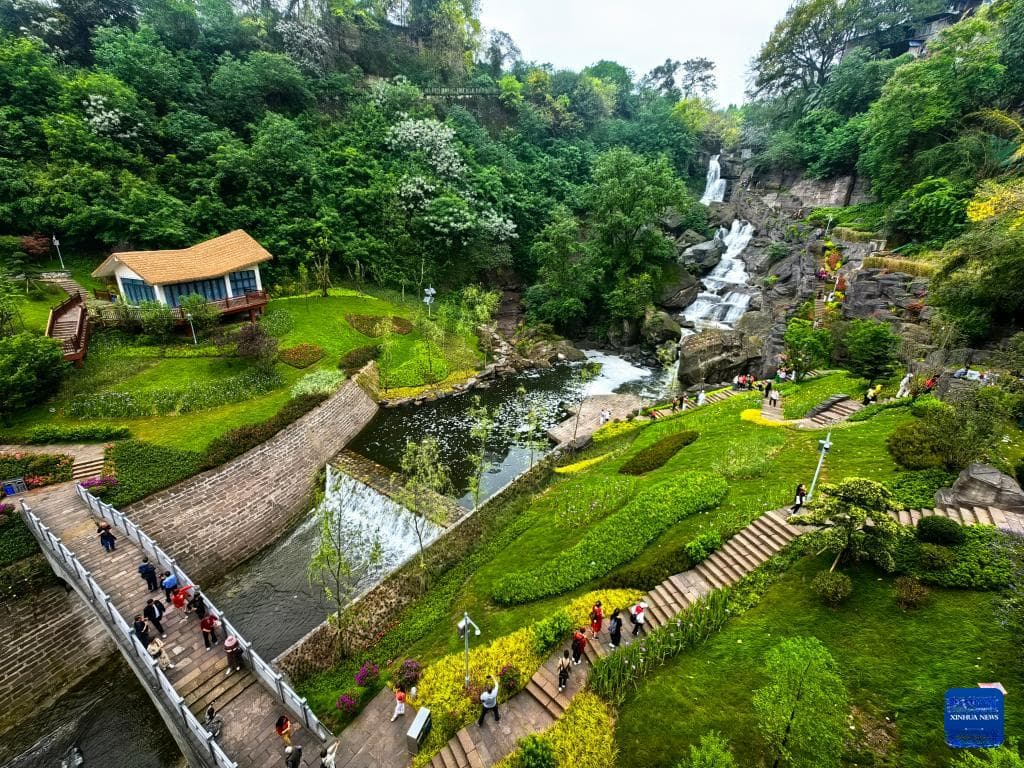 重庆城市更新：文旅新地标涌现，产业新活力迸发