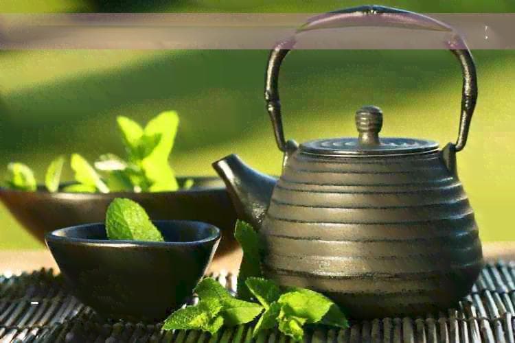 长岛冰茶的热量、糖分和饮用对体重的影响：详细解析与健康建议