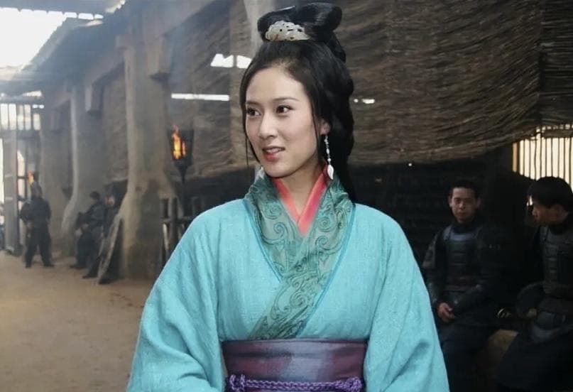 赵柯：从三国小乔到都市女主管，一位演员的转型之路
