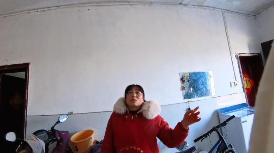 陕西男子寻亲成功却与亲人反目：亲生父母否认因缺钱卖子，警方称未发现违法情形