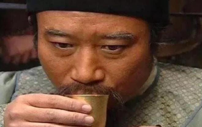 《水浒传》中武松断臂的深层意义与角色塑造分析