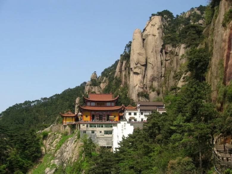 九华山四季旅游全攻略：哪个季节最适合你？