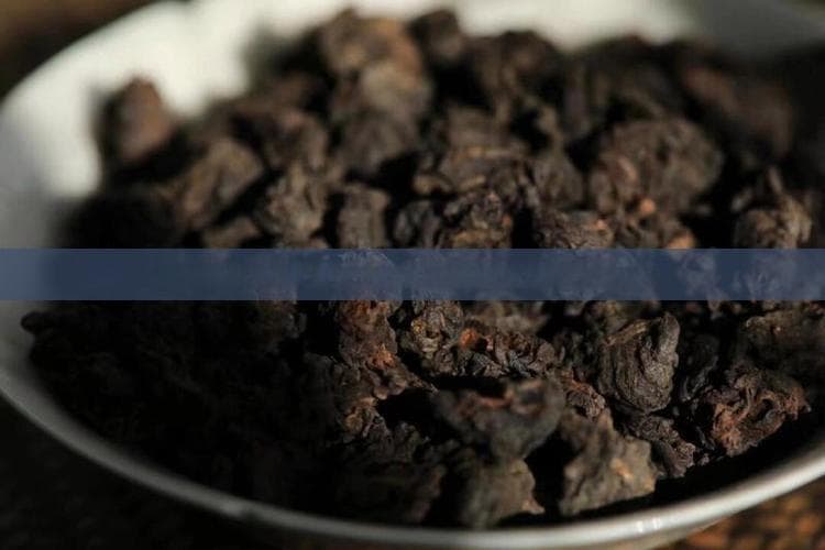 普洱茶饼抽真空可以吗：使用真空袋塑封与暴露空气对比