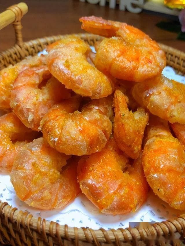 小虾怎么做好吃？这五种做法一定要收藏，壳酥肉嫩，越嚼越香