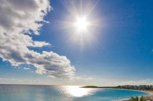 太阳：太阳系的中心恒星
