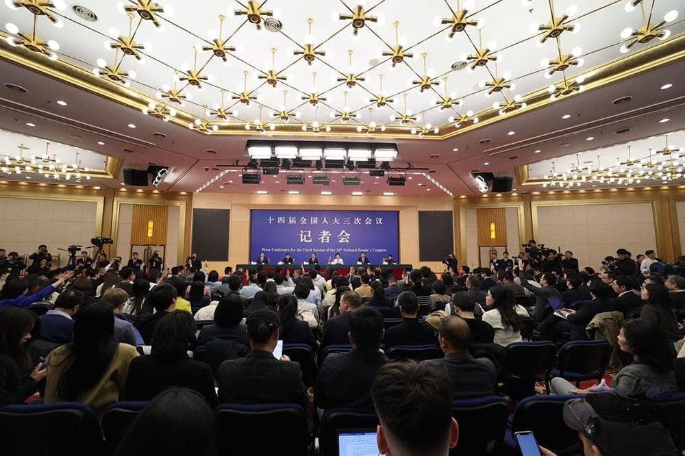 卫健委主任：2024年中国居民预期寿命达79岁 提高潜力仍明显