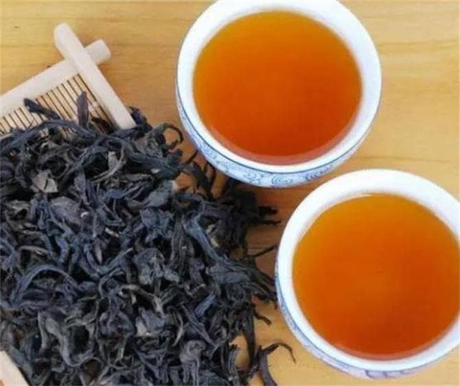 大红袍是红茶还是绿茶？大红袍是不是中国最名贵的茶叶？