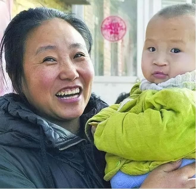 从"爱心妈妈"到阶下囚：李利娟的善恶转变