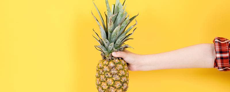 菠萝怎么保存时间最长？完整和切开的菠萝保存方法详解