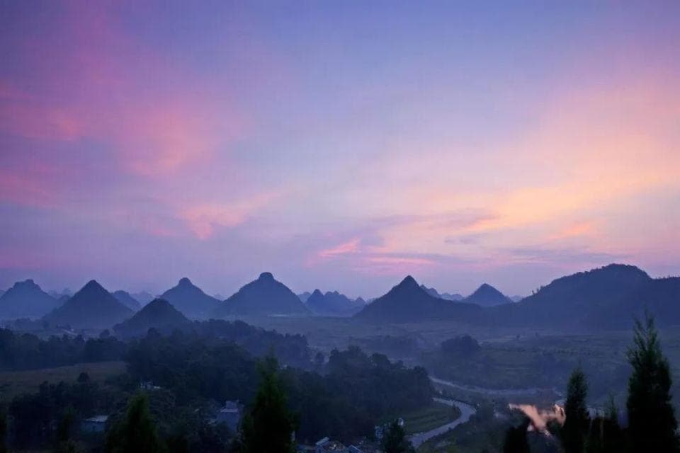 贵州贞丰双乳峰：喀斯特地貌与母亲文化的完美结合