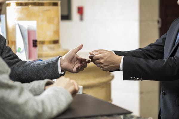 职业年金：与养老保险相似却有所不同的福利