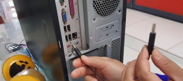 电脑如何连接音箱？多种连接方式详解