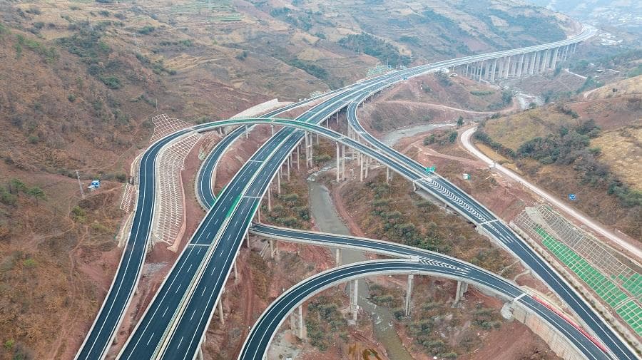 怒江州兰坪县第一条高速公路——云兰高速全线建成通车