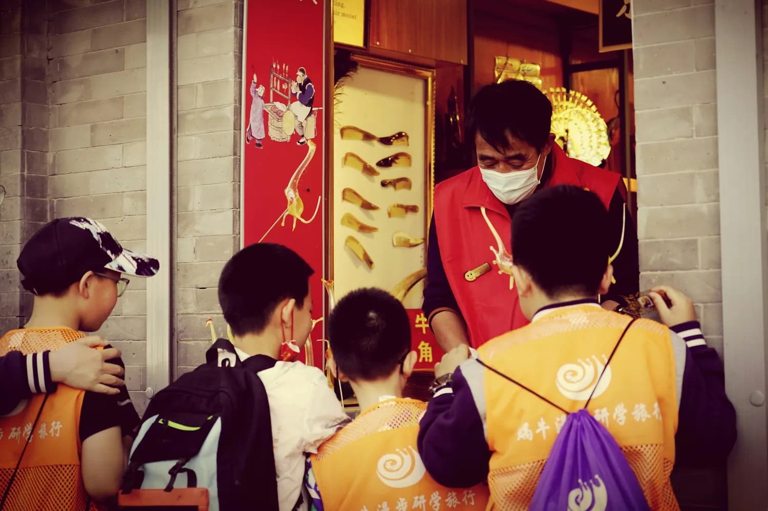 金杨社区高中生志愿活动：遇见未来的自己
