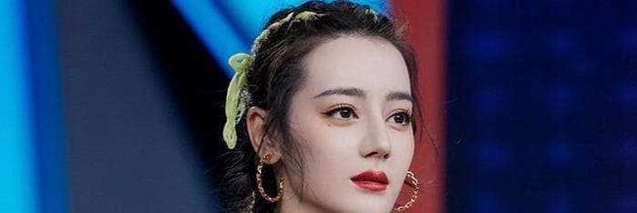 春季耳环流行趋势：从珍珠到流苏，十大款式点亮你的春日造型