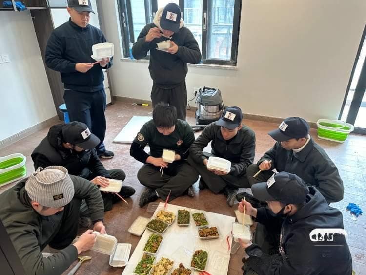 硕士生干起保洁，儿童陪伴师最高月薪10万元……00后正在重定义家政行业
