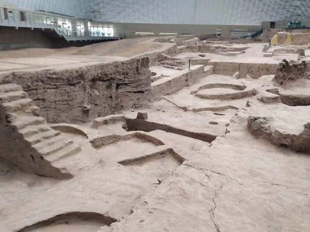 夏家店下层文化：辽西地区青铜时代的文明高峰