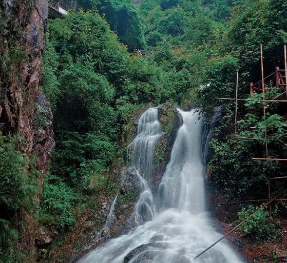 松瀑山风景区游玩攻略：位置、门票、路线全解析