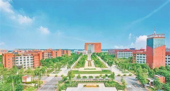 佛山职业技术学院：在改革大潮中踏浪逐“高”
