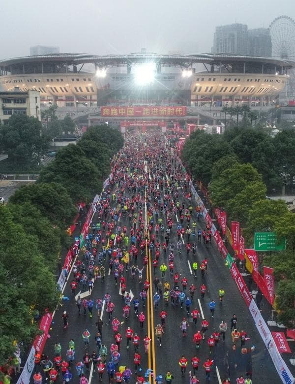 长沙体育场馆增至3万多个，全民健身蔚然成风