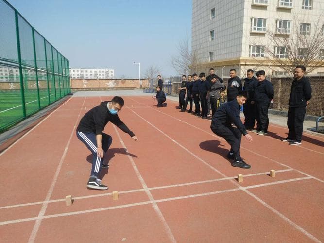 辅警招聘全攻略：体能测试、面试技巧及职业发展