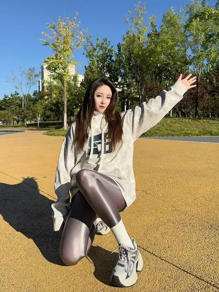 健美裤：复古回潮，时尚新宠