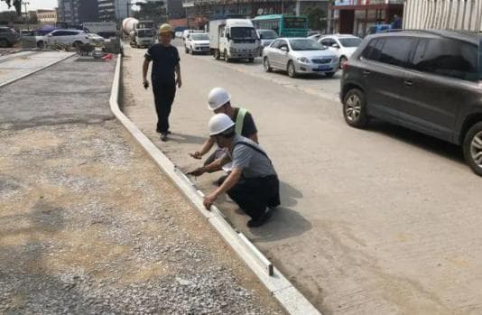 混凝土路缘石种类及施工要点详解