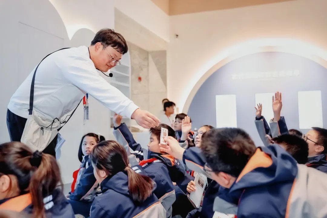 “开学第一课”搬进上博东馆 互动体验式“博物馆里的大思政课”开创新机制