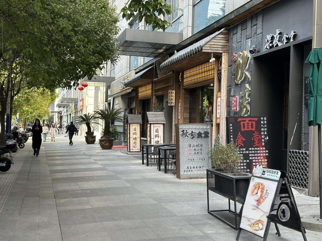 杭州奥体“拼了”，拿下全国大型演唱会蛇年首唱，今年还有更多国际顶级艺人开唱