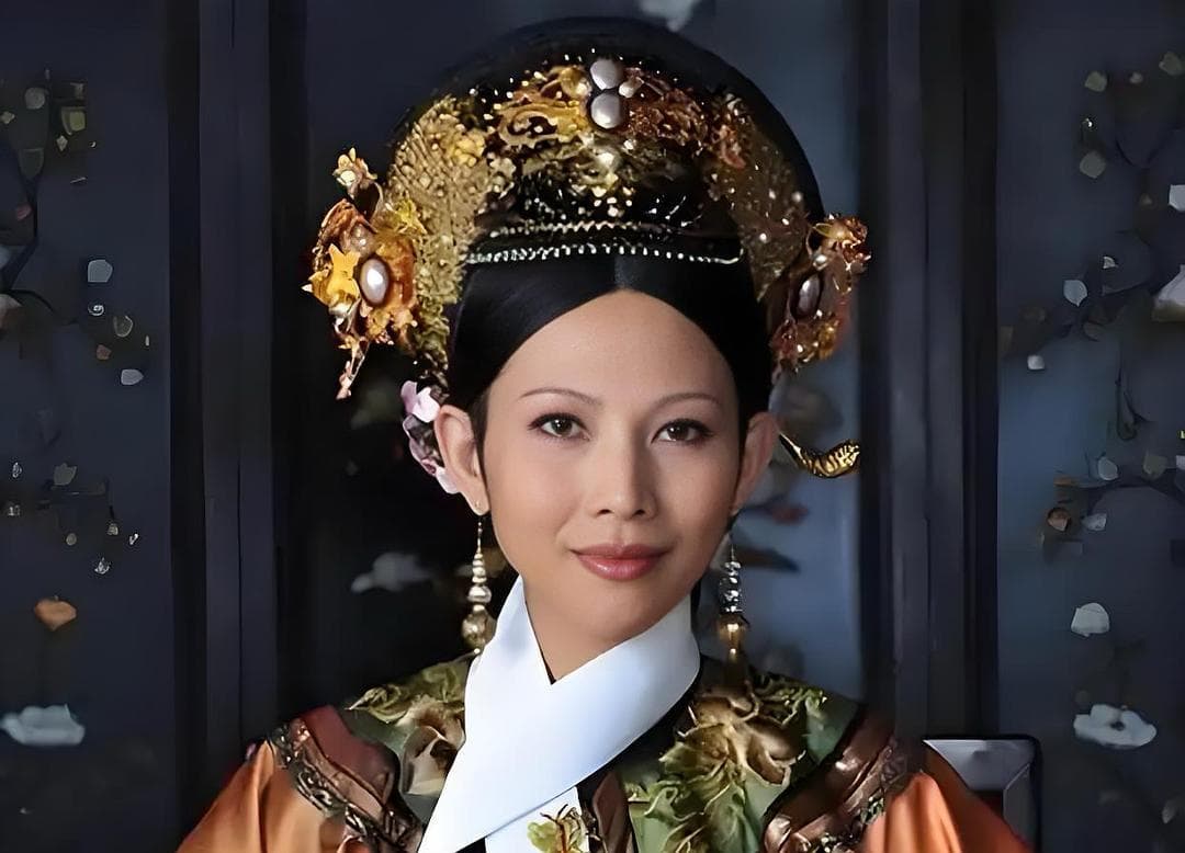《甄嬛传》皇后为何着急抚养三阿哥？