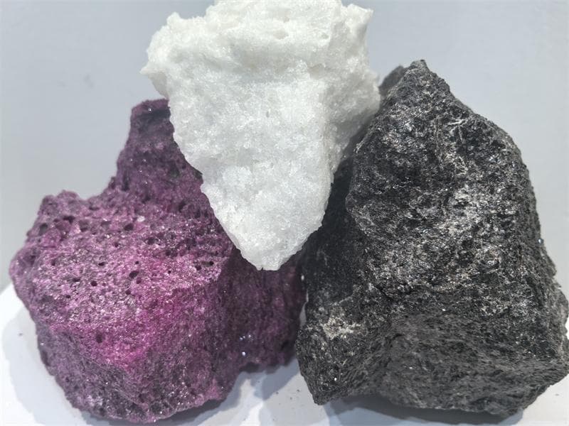常用刚玉磨料的种类及特性