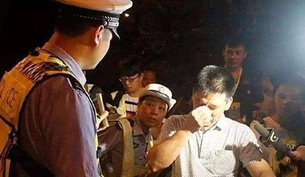 酒后在车内休息也算酒驾？这些新交通法规定你必须了解！