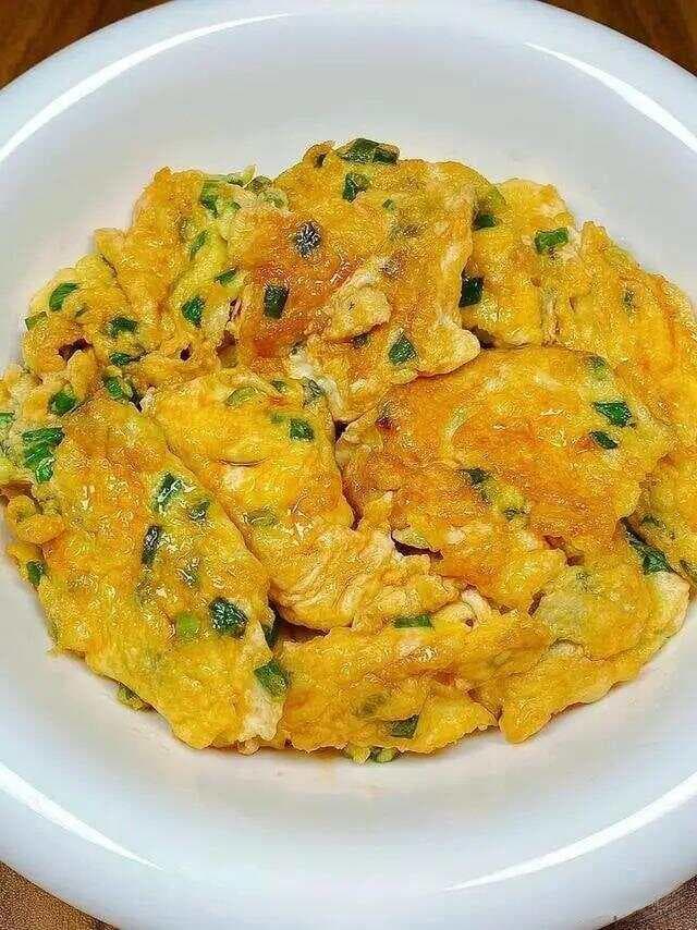 什么炒鸡蛋最好吃？食材、技巧、调味品全面比拼！