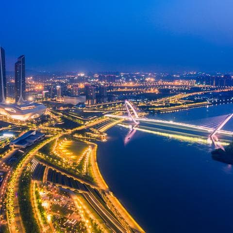 南京旅游攻略：10个必打卡景点+地道美食推荐，三天两夜玩转六朝古都！