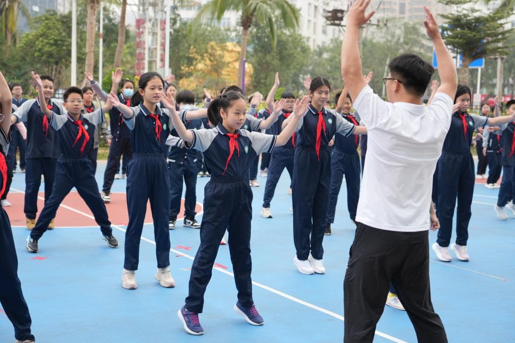 多地中小学新学期“动”起来：每天1节体育课、课间延长至15分钟