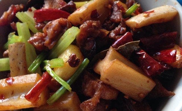 超级简单麻辣干锅兔