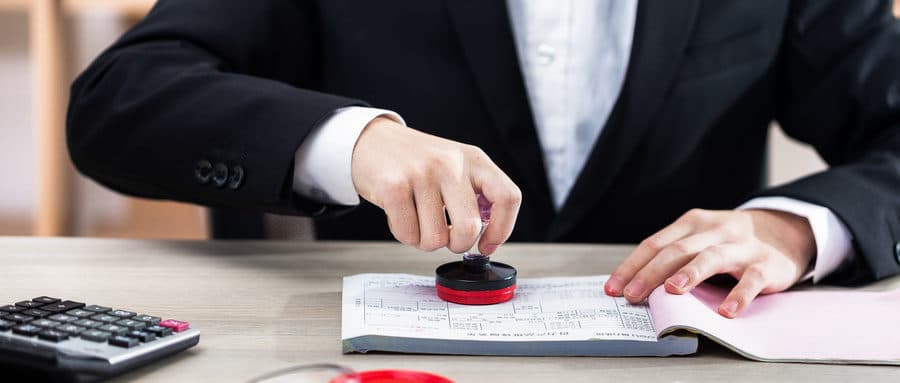 发票金额大于付款金额能否报销入账？