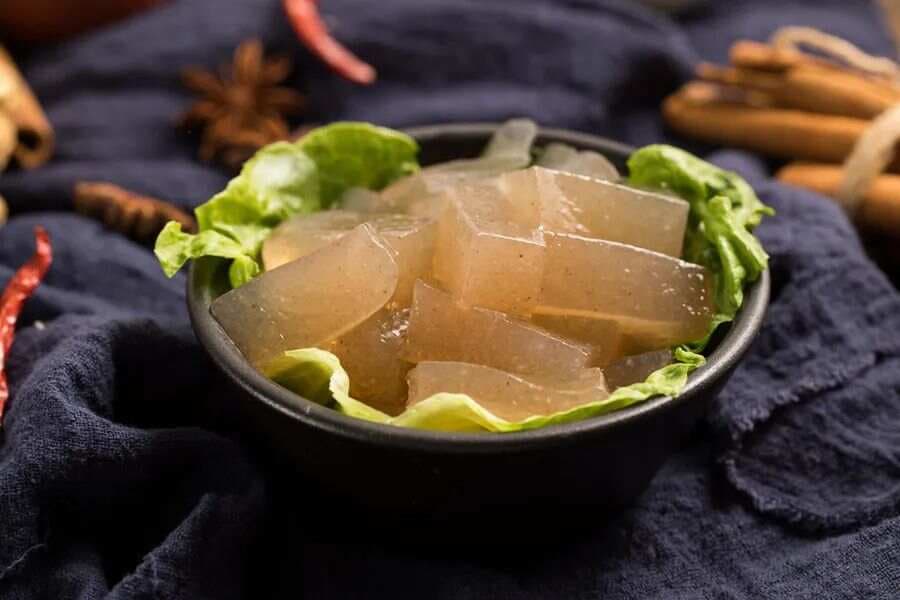 它是著名的“长寿菜”，能调理多种慢性疾病