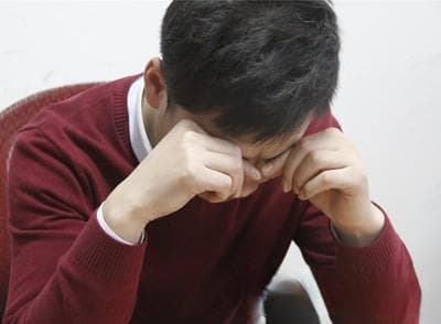 眼疲劳怎么办 闭眼休息可以缓解这个症状