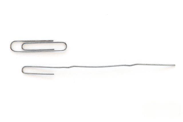 自制玩具：橡皮筋塑料瓶动力小车制作教程