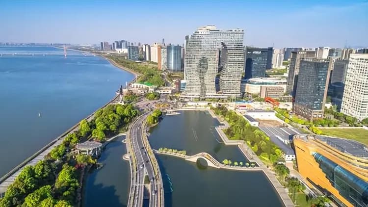 中国15个副省级城市GDP最新排名！杭州升至第四，宁波坐稳第七