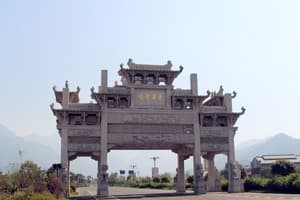 九华山精华游：护国月身宝殿与旃檀林三大殿